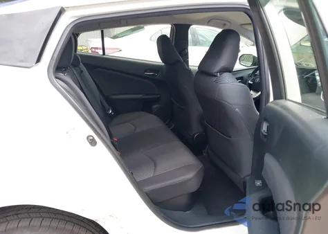 2016 Toyota Prius Three из США, поврежденный, VIN JTDKARFU3G3505690